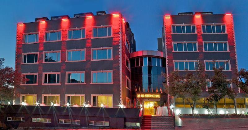 Готель The Hera Premium 4*